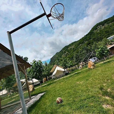 Hovek Guest House Dilisan Kültér fotó