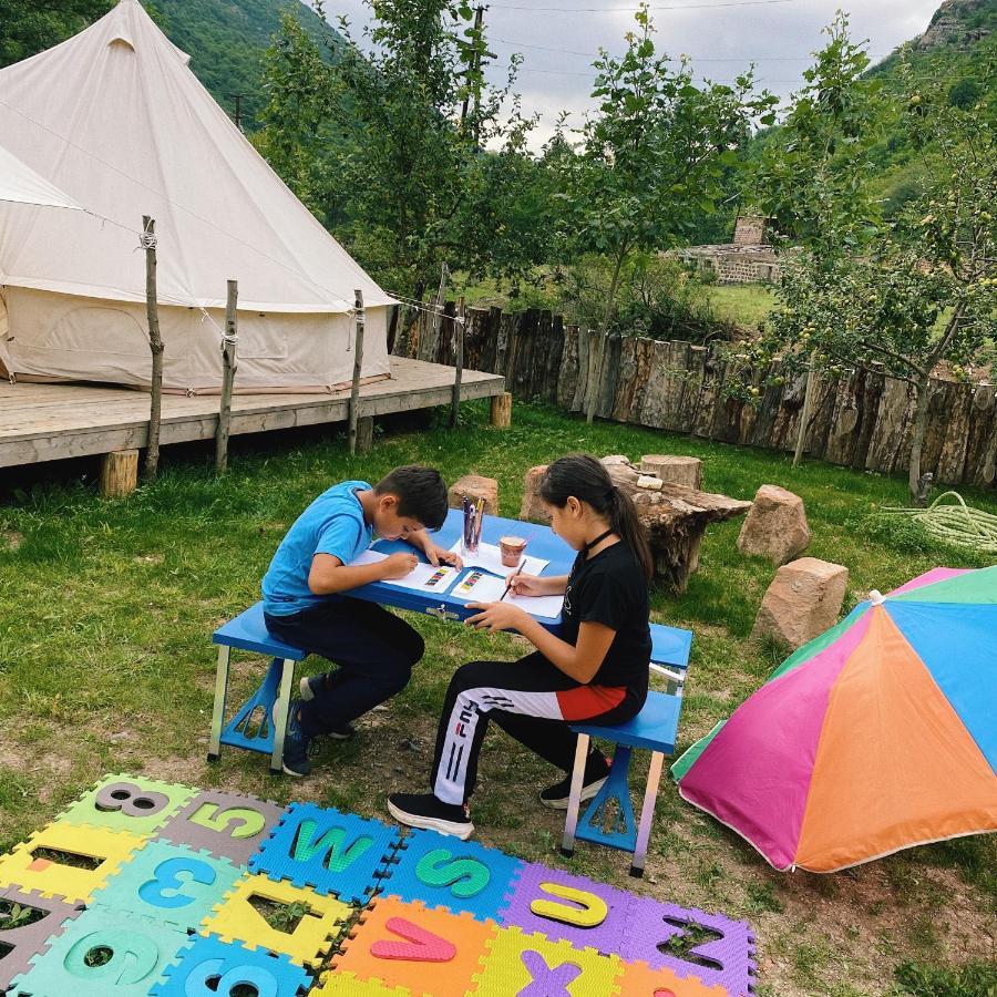 Hovek Guest House Dilisan Kültér fotó