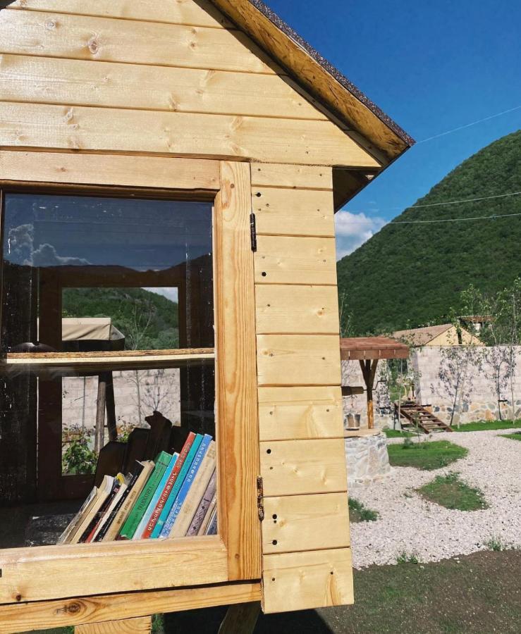 Hovek Guest House Dilisan Kültér fotó