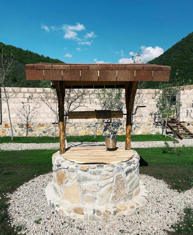 Hovek Guest House Dilisan Kültér fotó