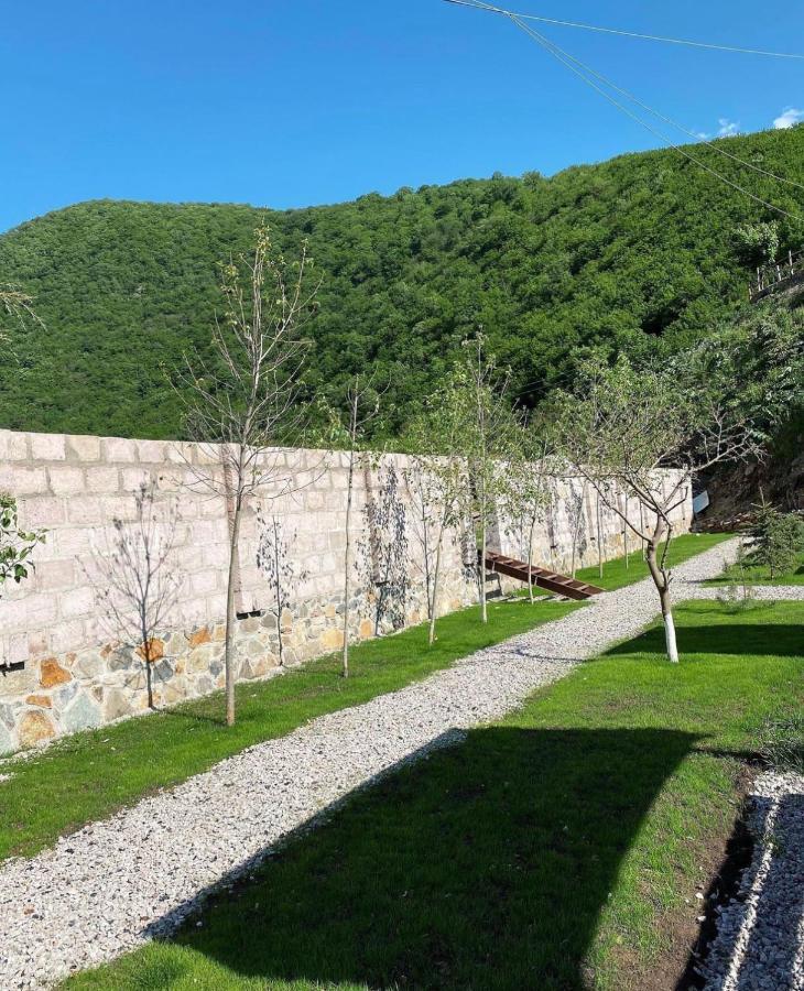 Hovek Guest House Dilisan Kültér fotó