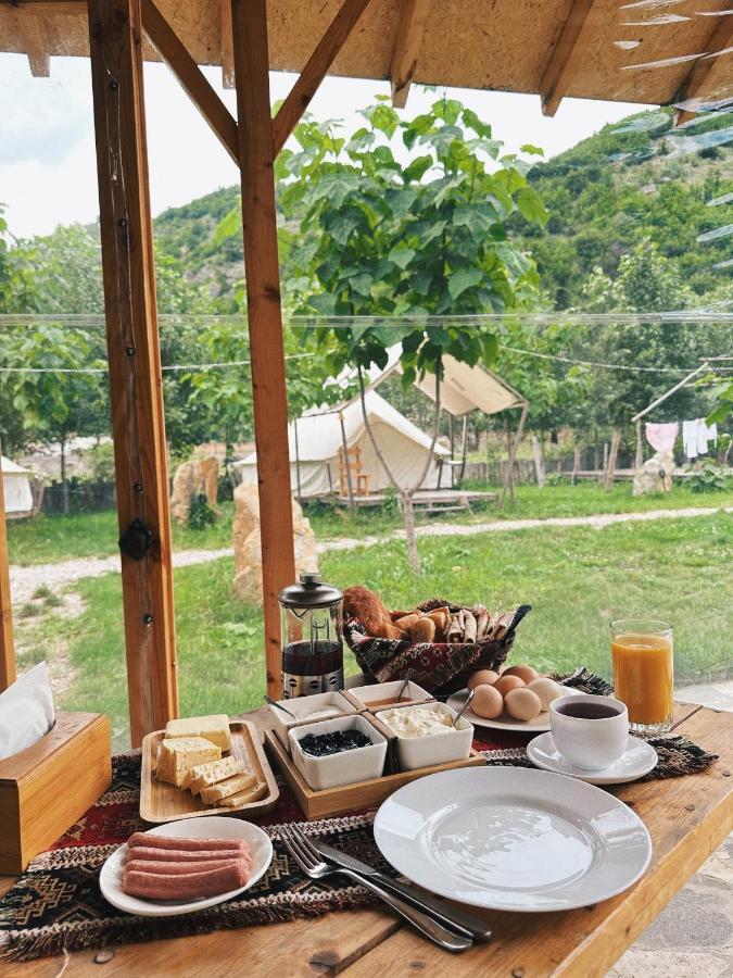 Hovek Guest House Dilisan Kültér fotó