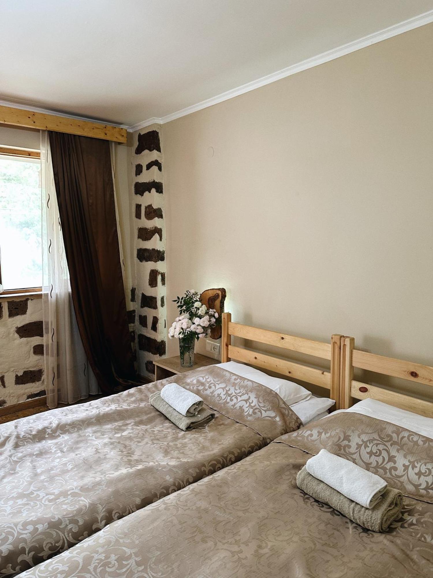 Hovek Guest House Dilisan Kültér fotó