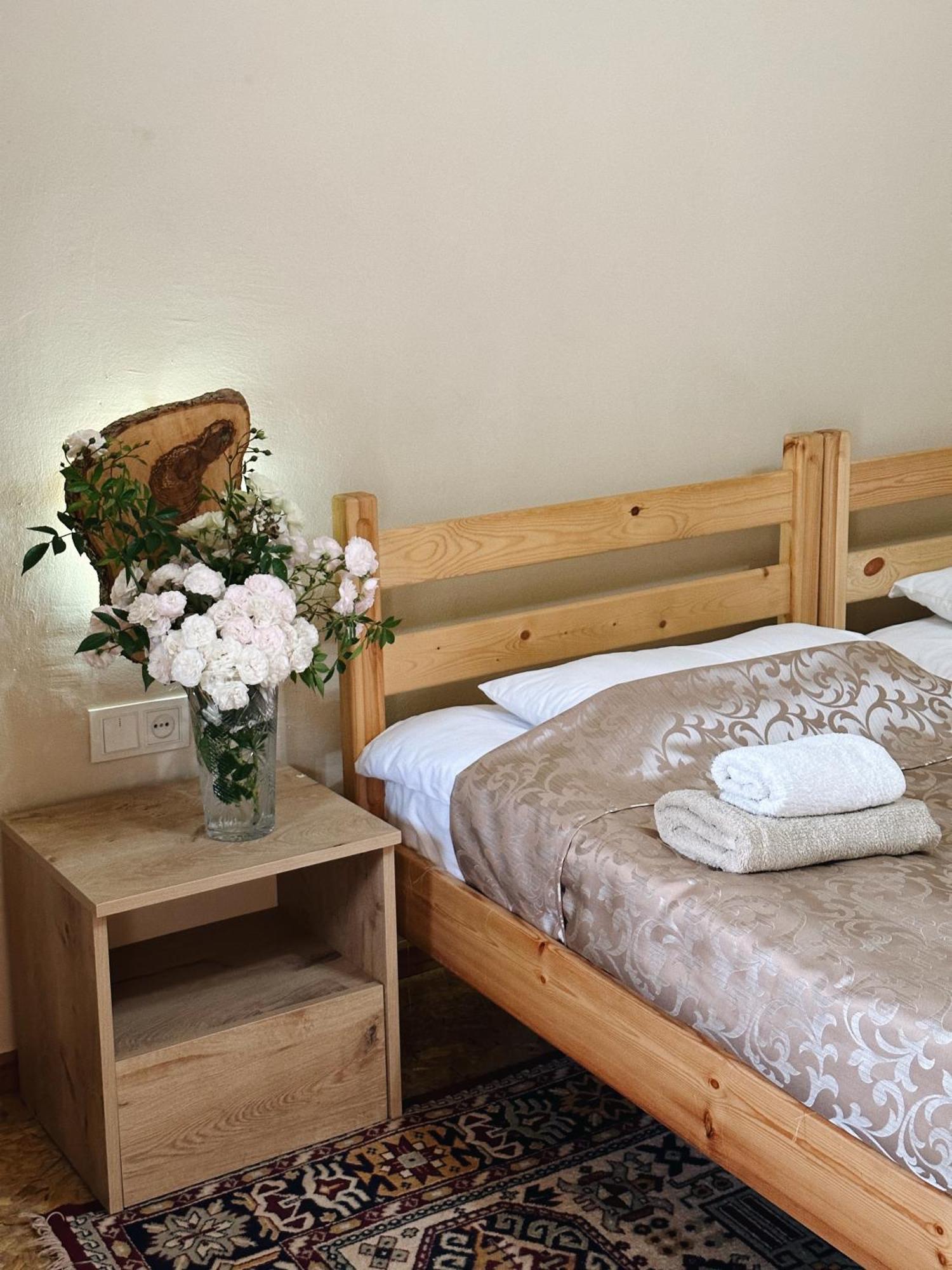 Hovek Guest House Dilisan Kültér fotó
